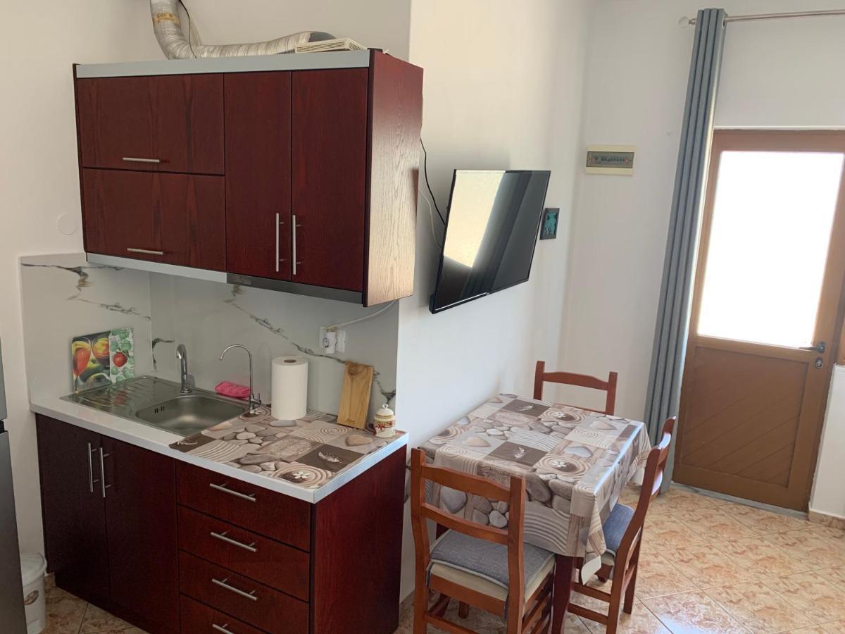 Villas Ermali 卡萨米尔 外观 照片